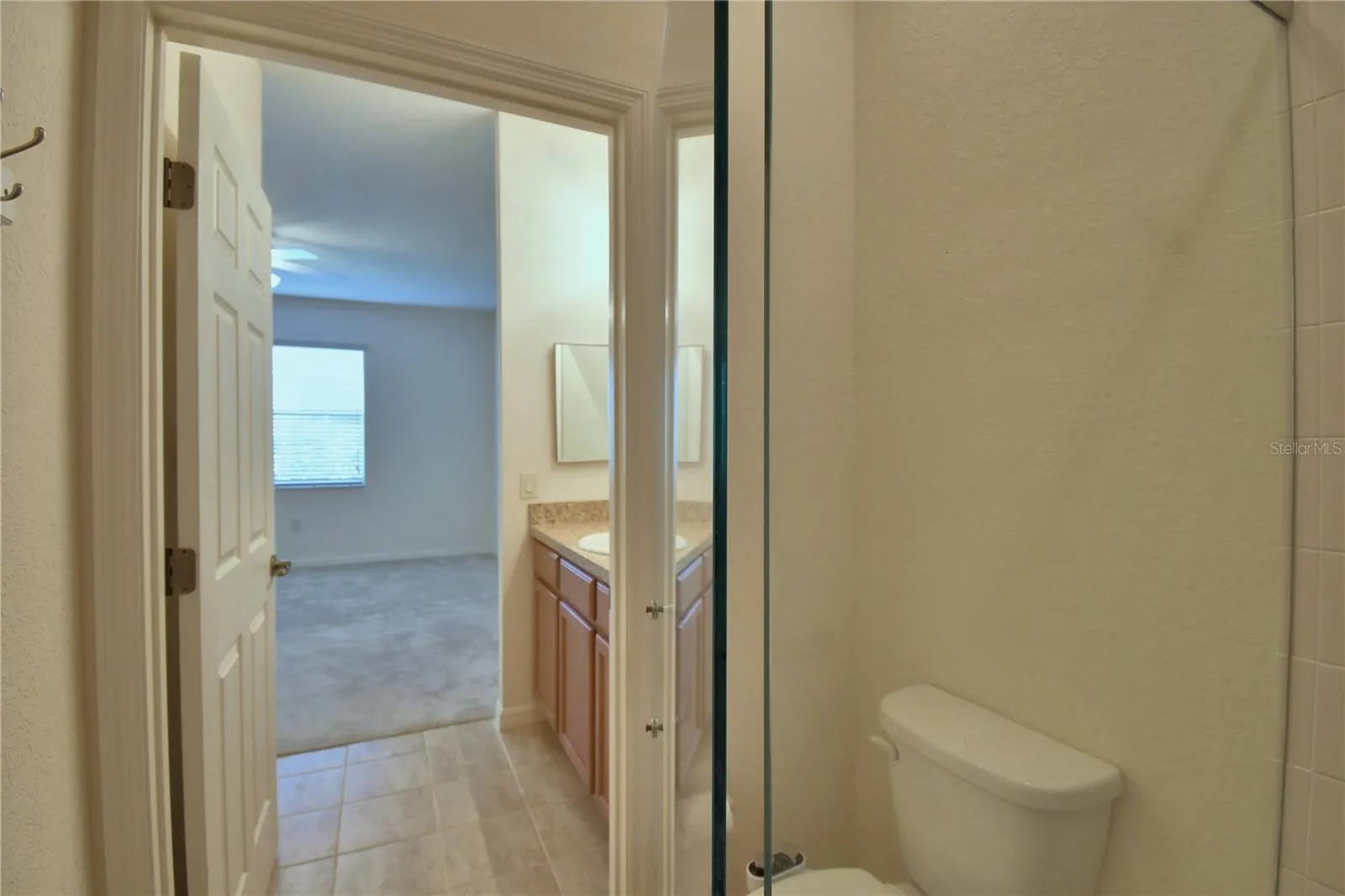 1613 LINZ CT