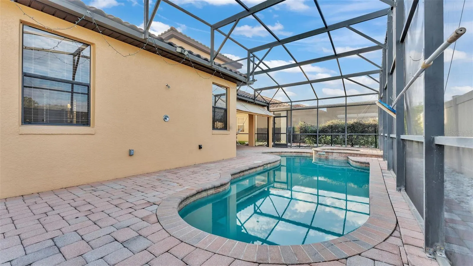 369 VILLA SORRENTO CIR