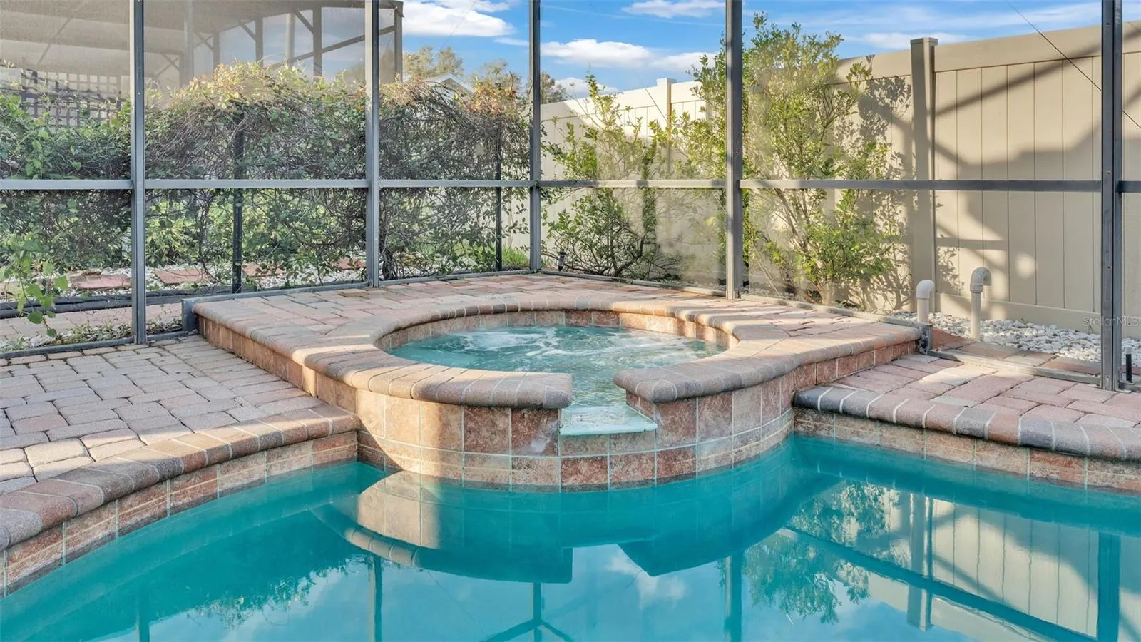369 VILLA SORRENTO CIR