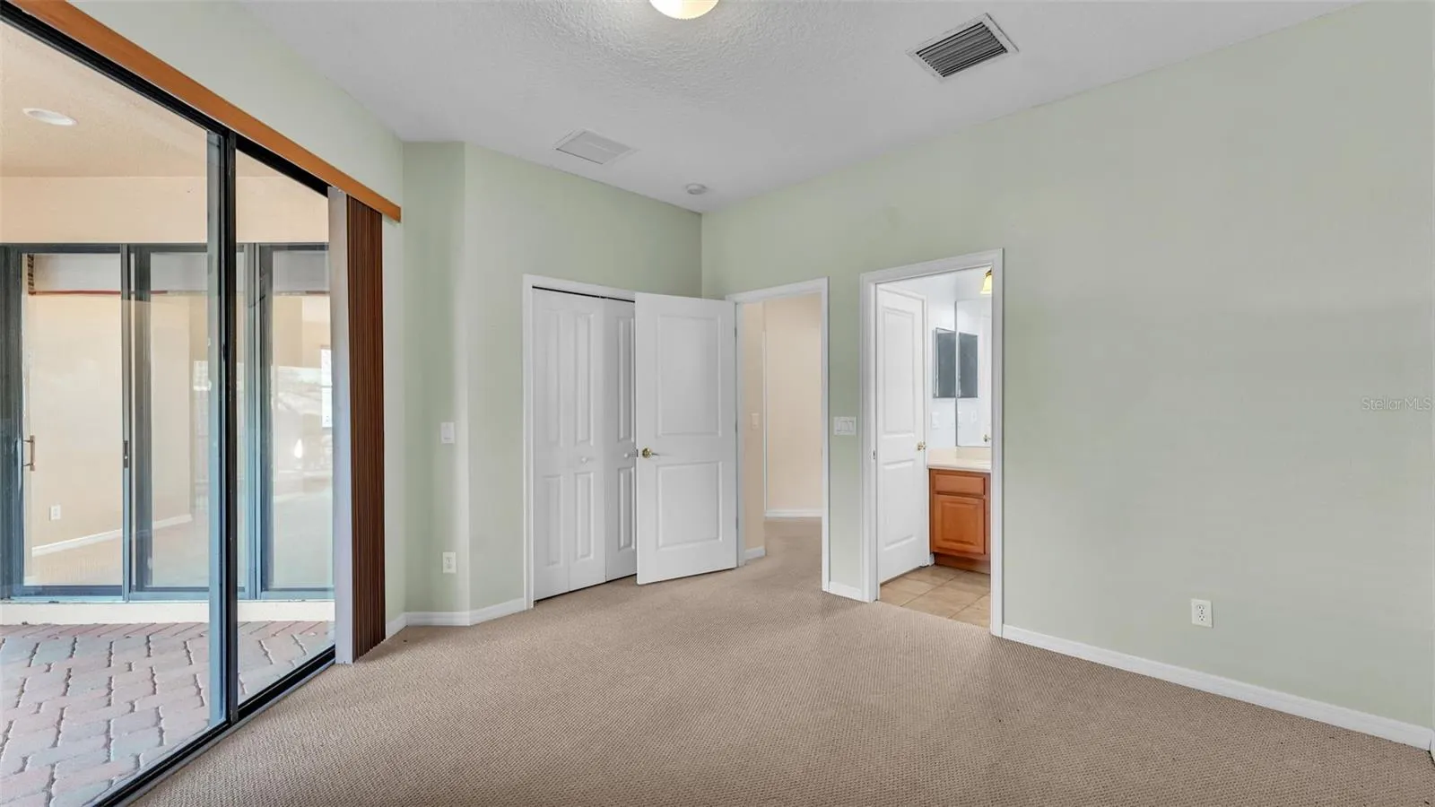 369 VILLA SORRENTO CIR