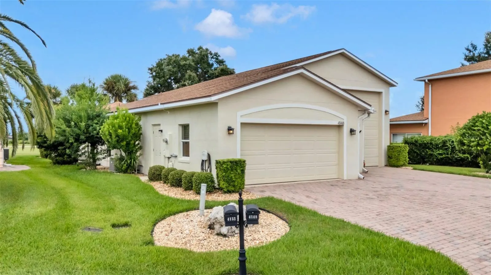 4148 DUNMORE DR
