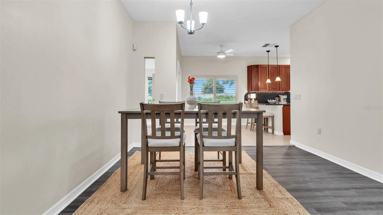 4148 DUNMORE DR