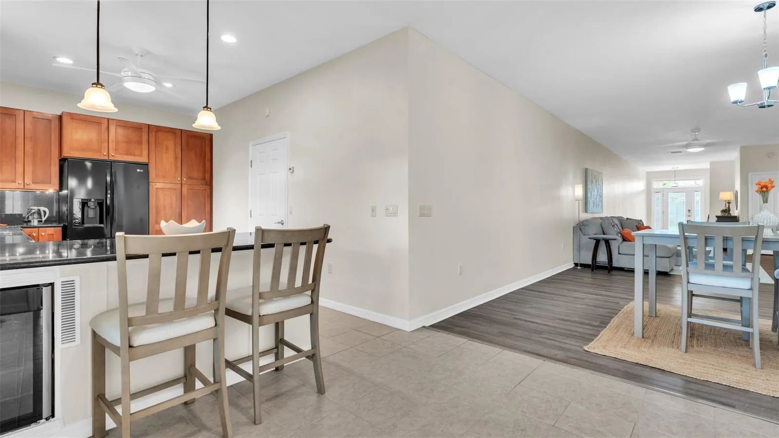 4148 DUNMORE DR