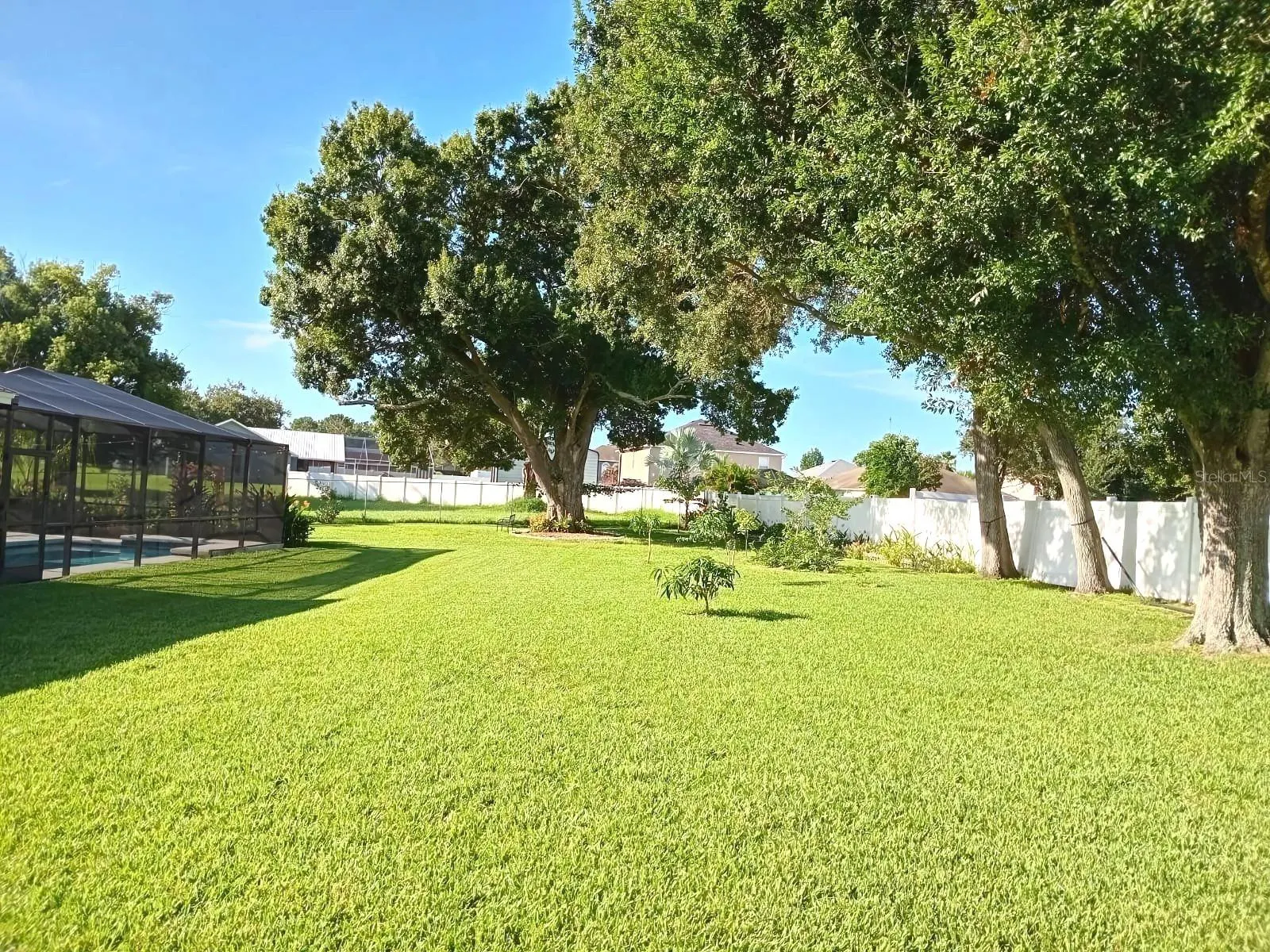 4105 IONE CT