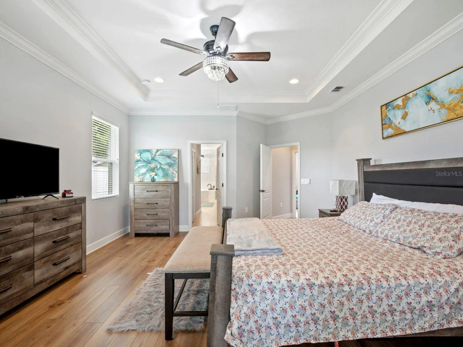 4105 IONE CT