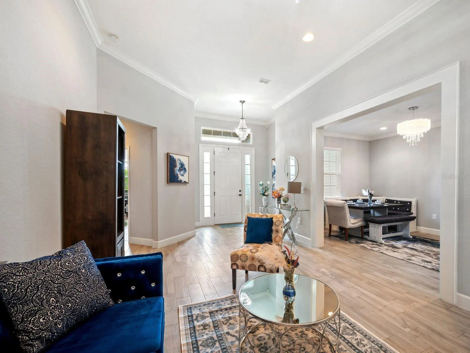 4105 IONE CT