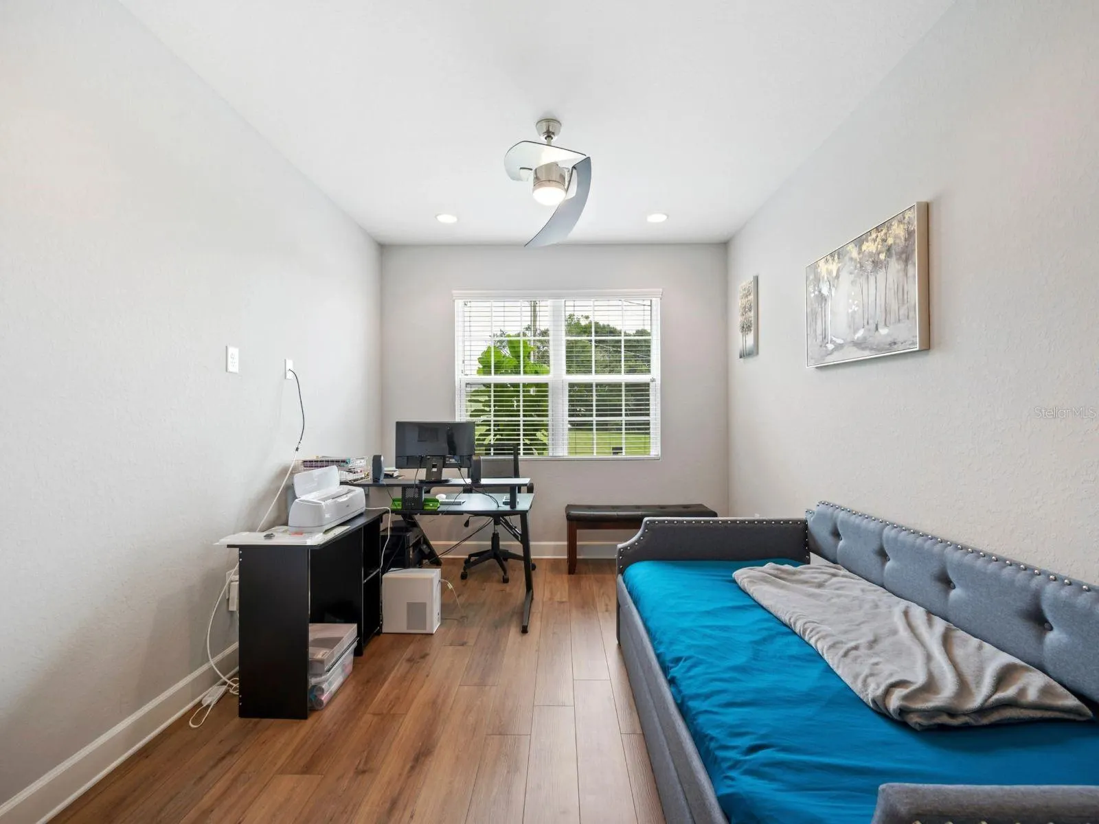 4105 IONE CT