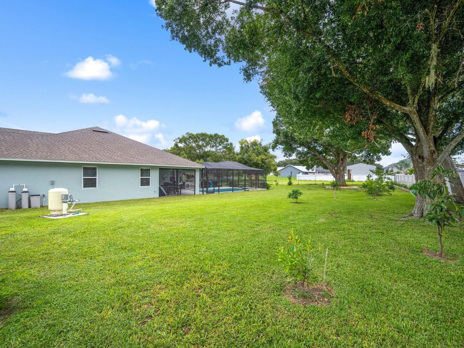 4105 IONE CT