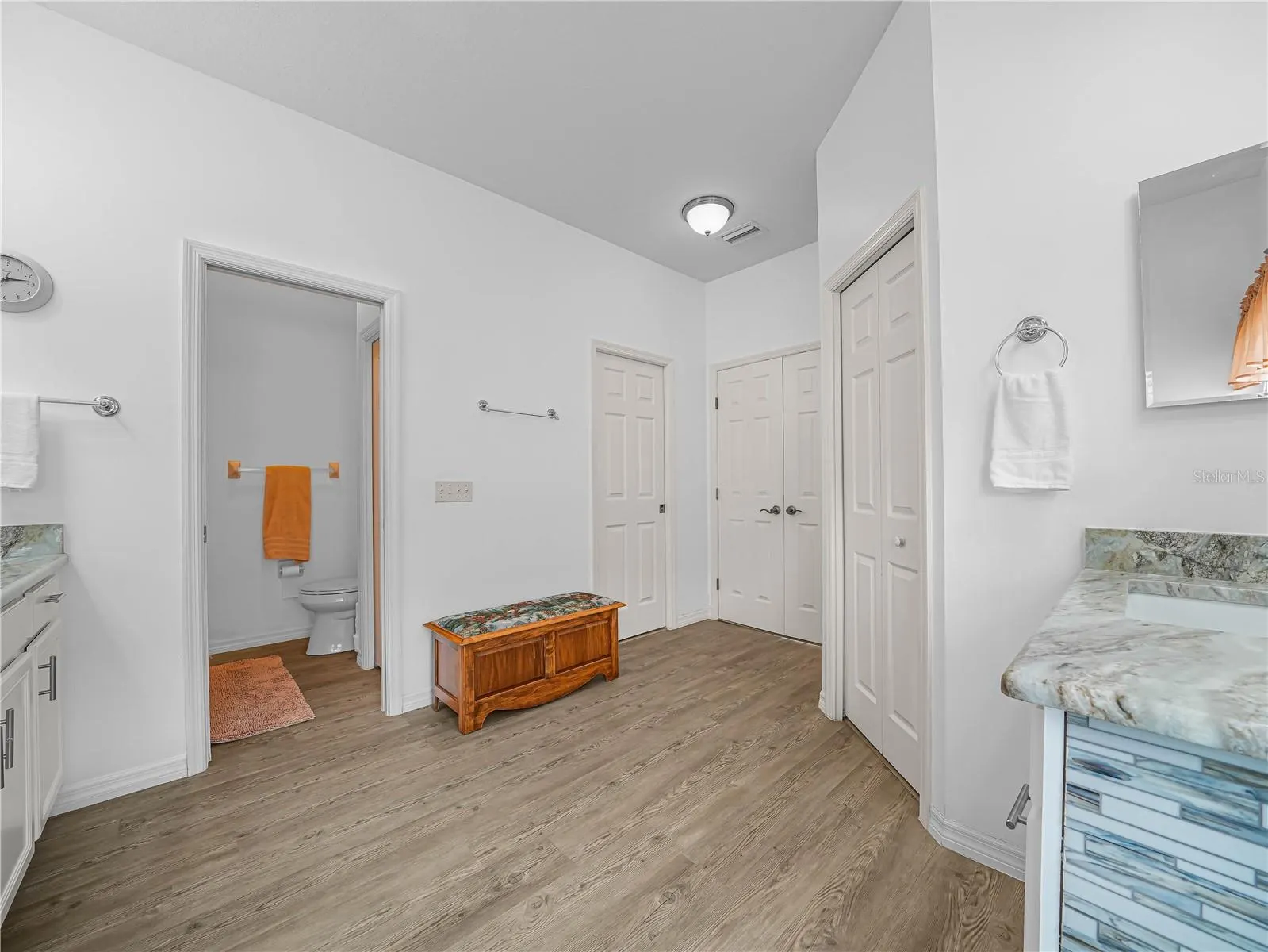 4220 DORNOCH DR
