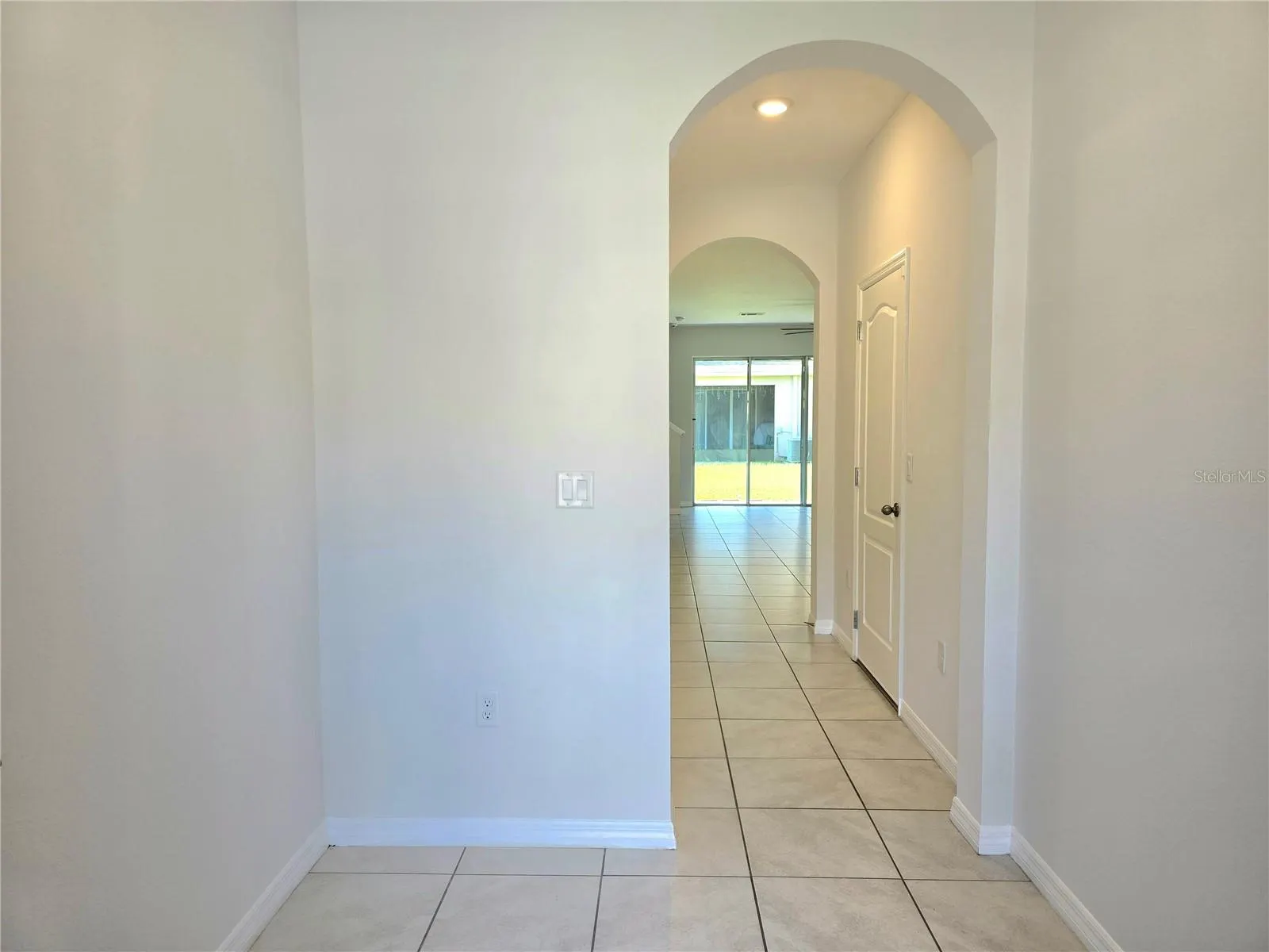 1292 YELLOW FINCH DR