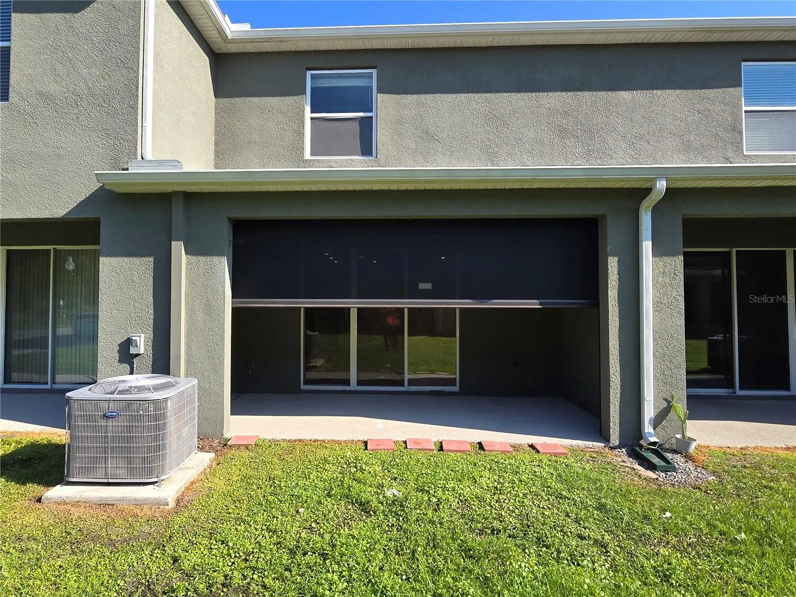 1292 YELLOW FINCH DR