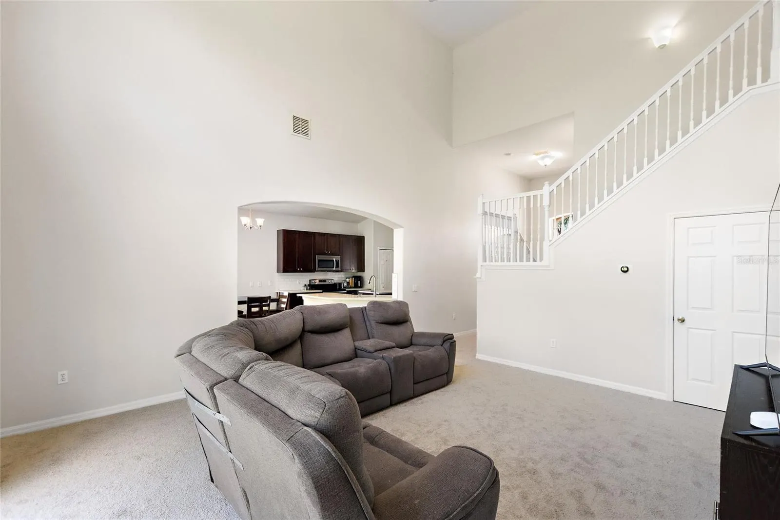 4039 NAVIGATOR WAY