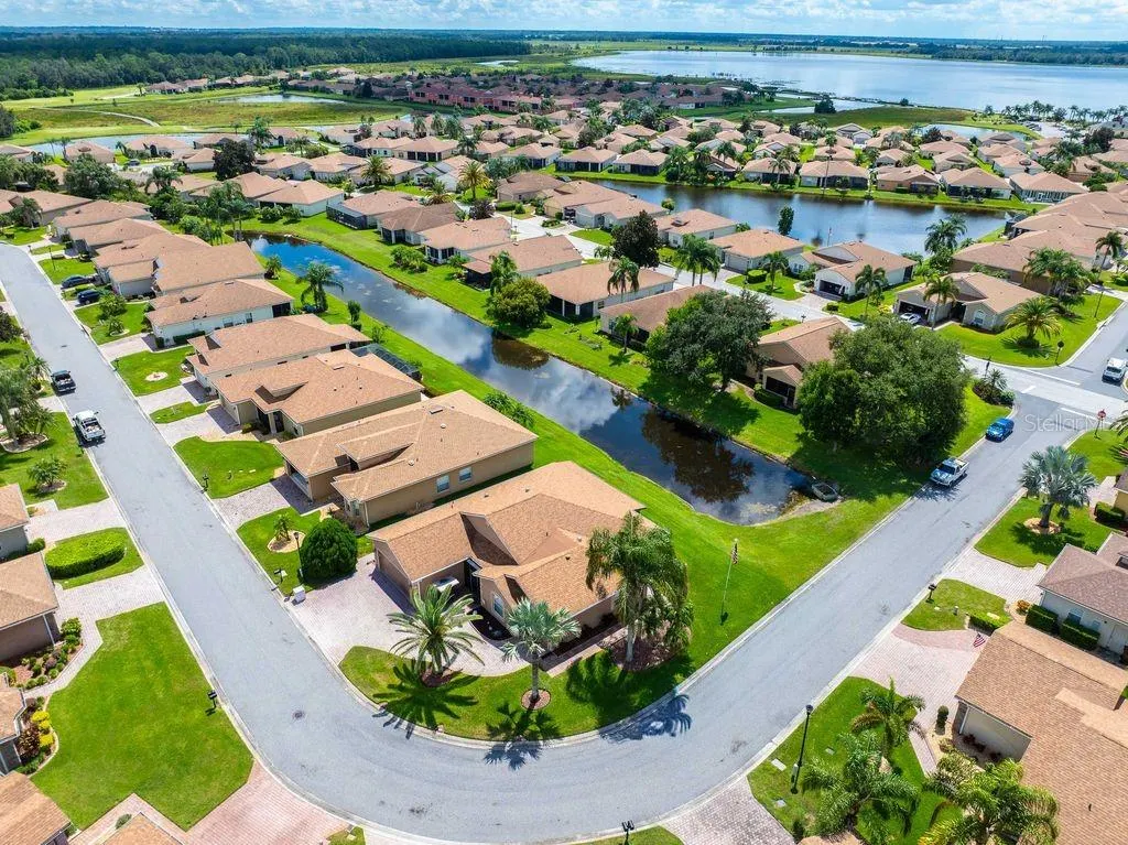 4220 MUIRFIELD LOOP