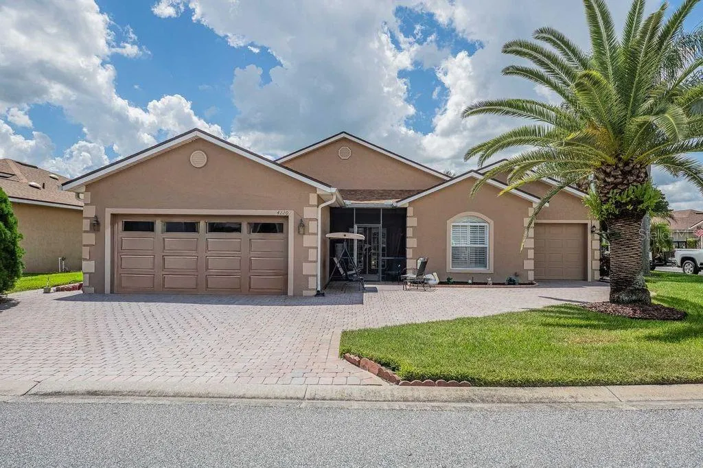 4220 MUIRFIELD LOOP