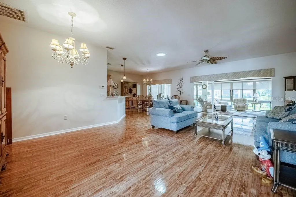 4220 MUIRFIELD LOOP
