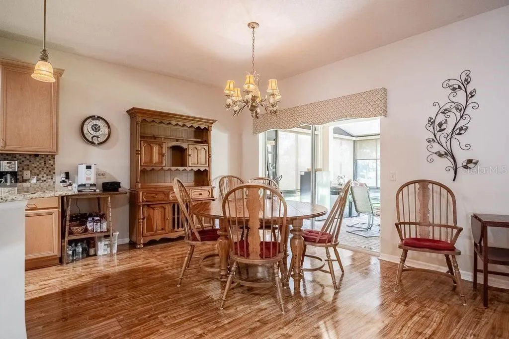 4220 MUIRFIELD LOOP