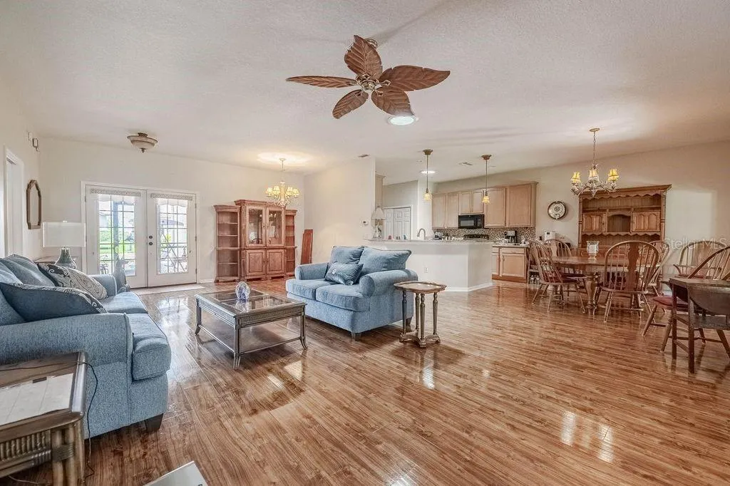 4220 MUIRFIELD LOOP