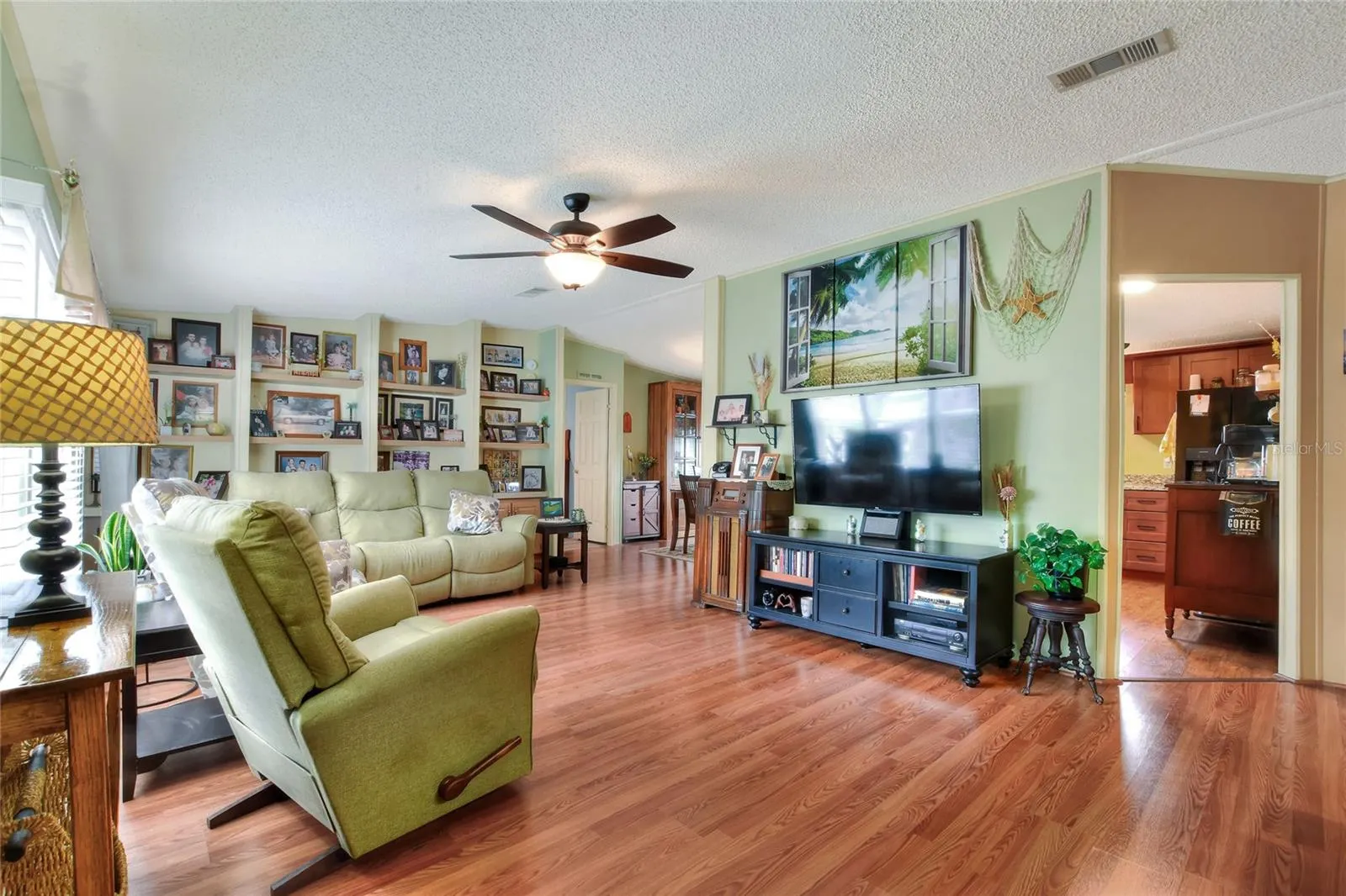 6388 LOLLY BAY LOOP NE