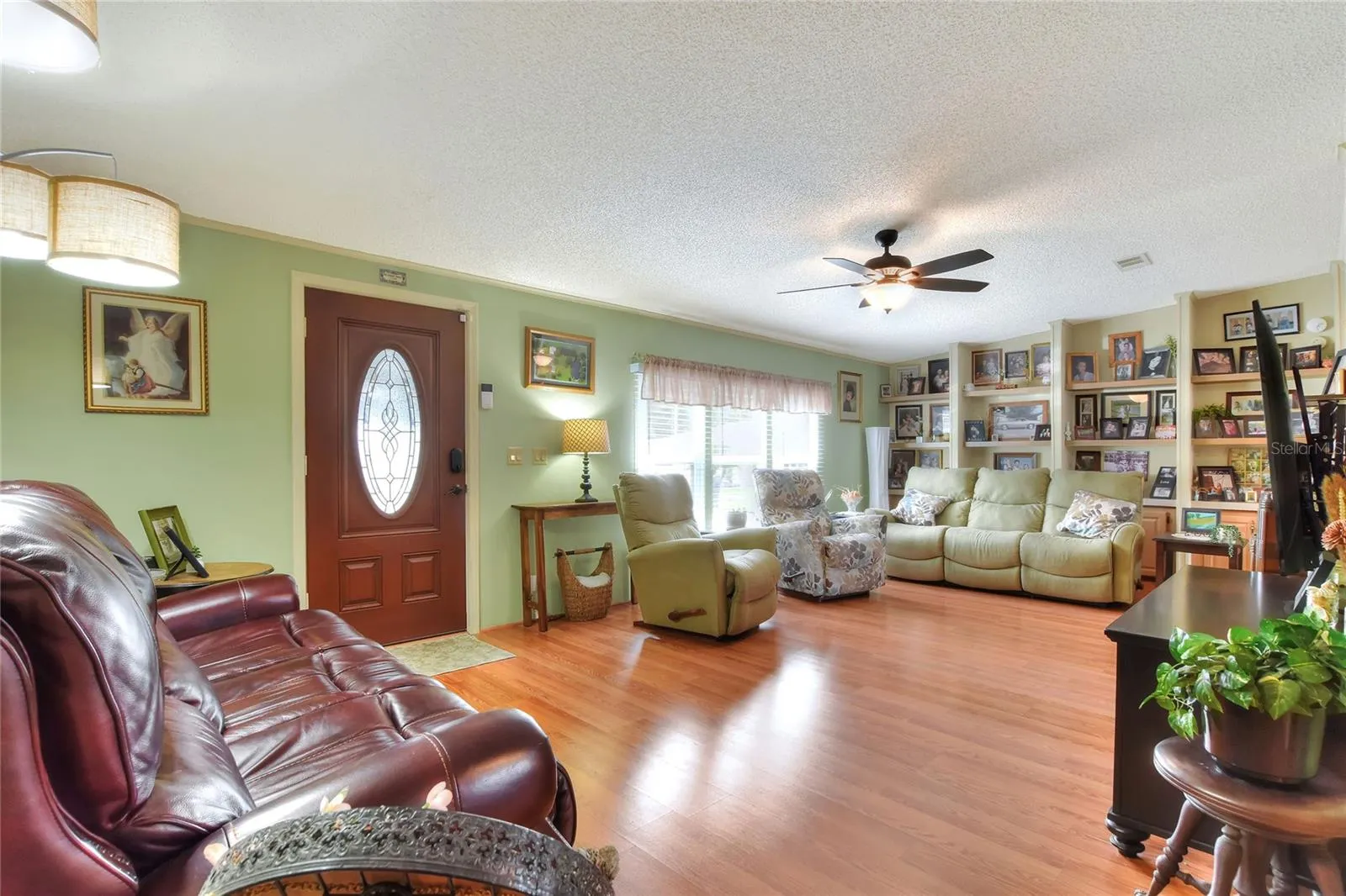 6388 LOLLY BAY LOOP NE