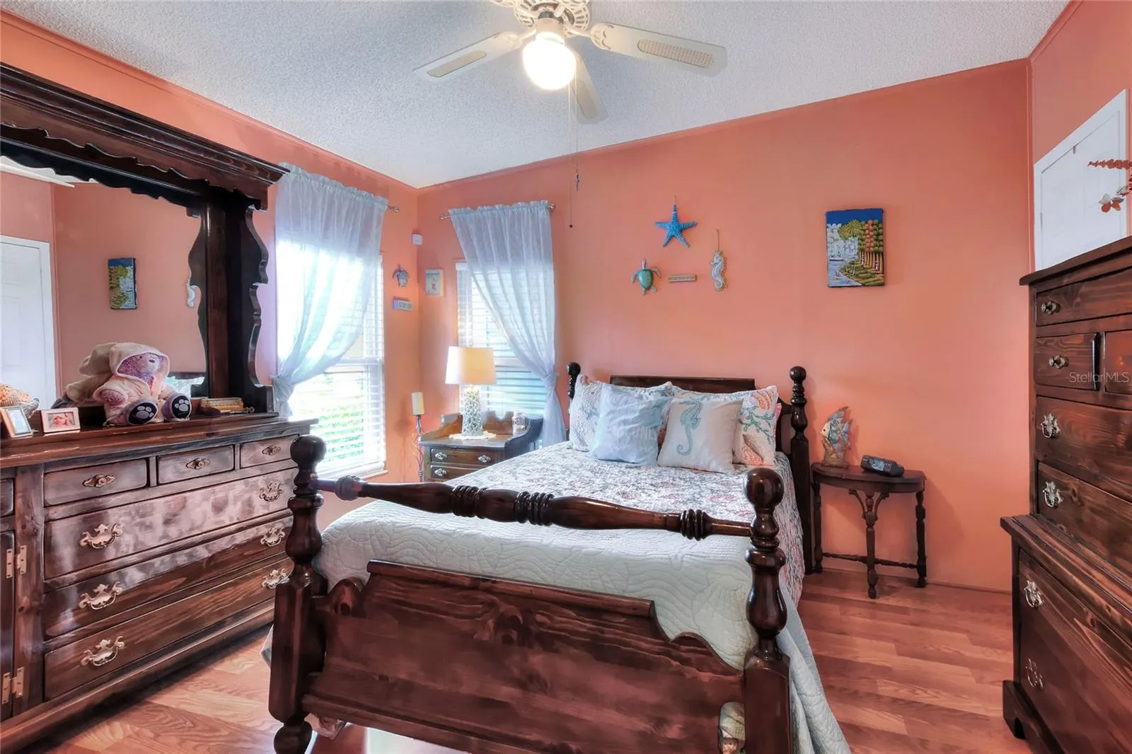 6388 LOLLY BAY LOOP NE