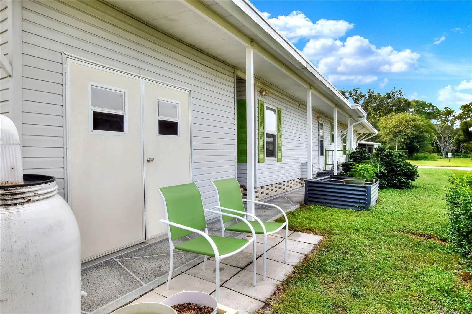6388 LOLLY BAY LOOP NE