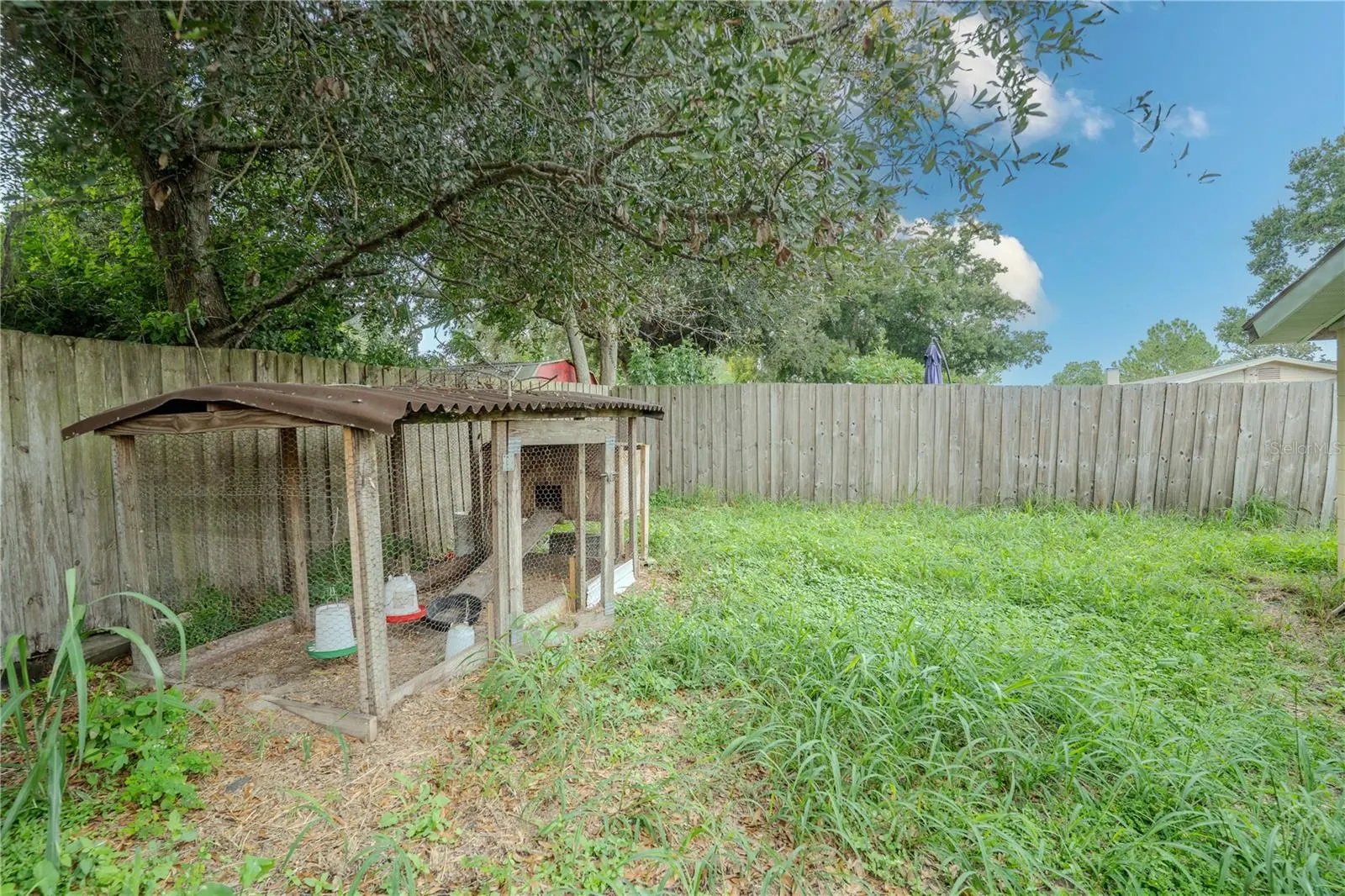 1023 BILTMORE DR