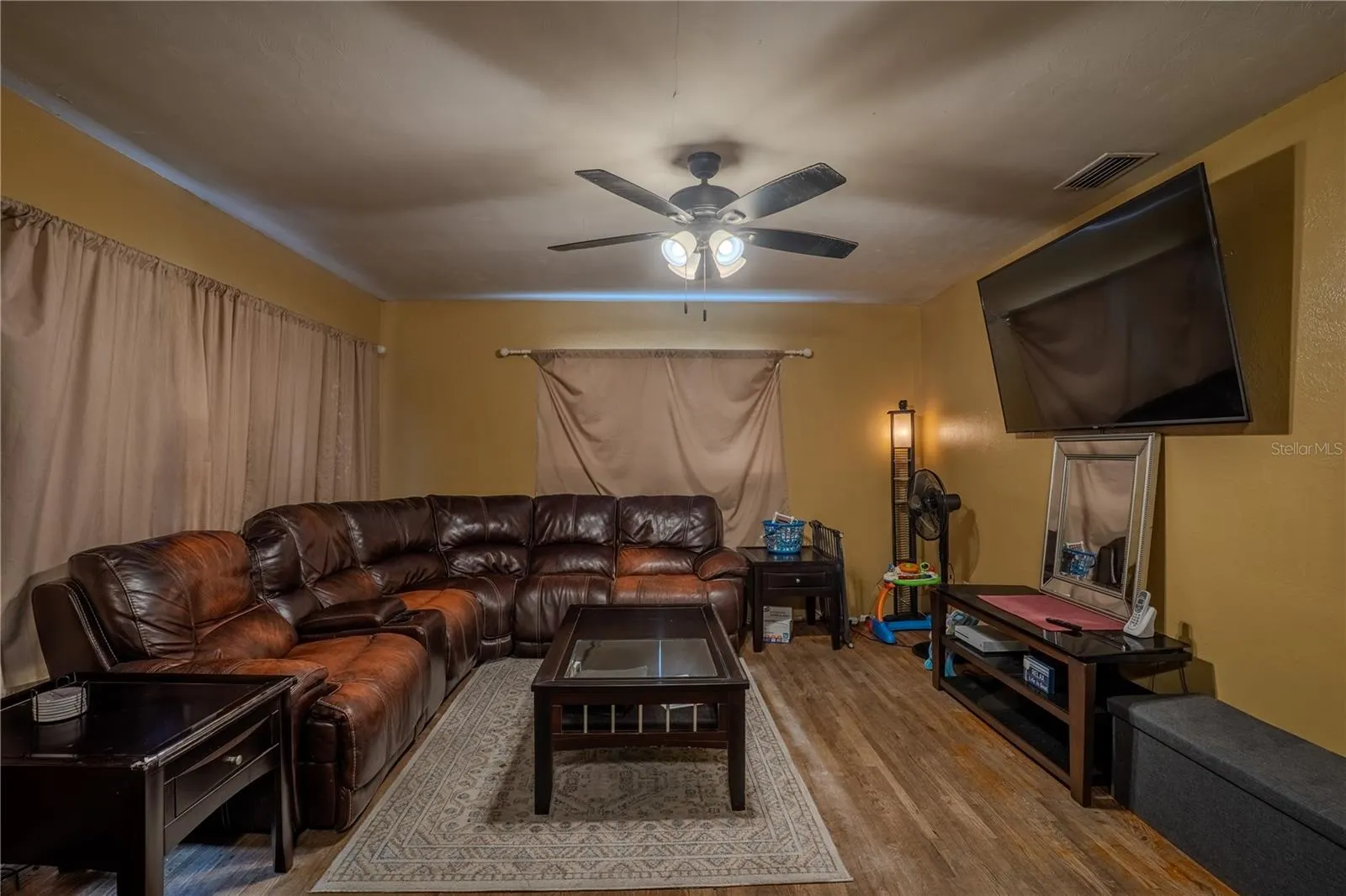 1023 BILTMORE DR