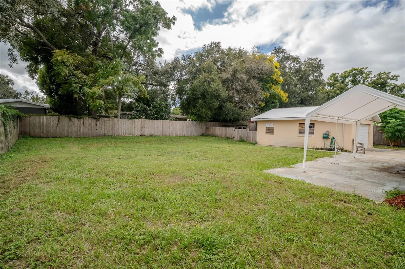 1023 BILTMORE DR