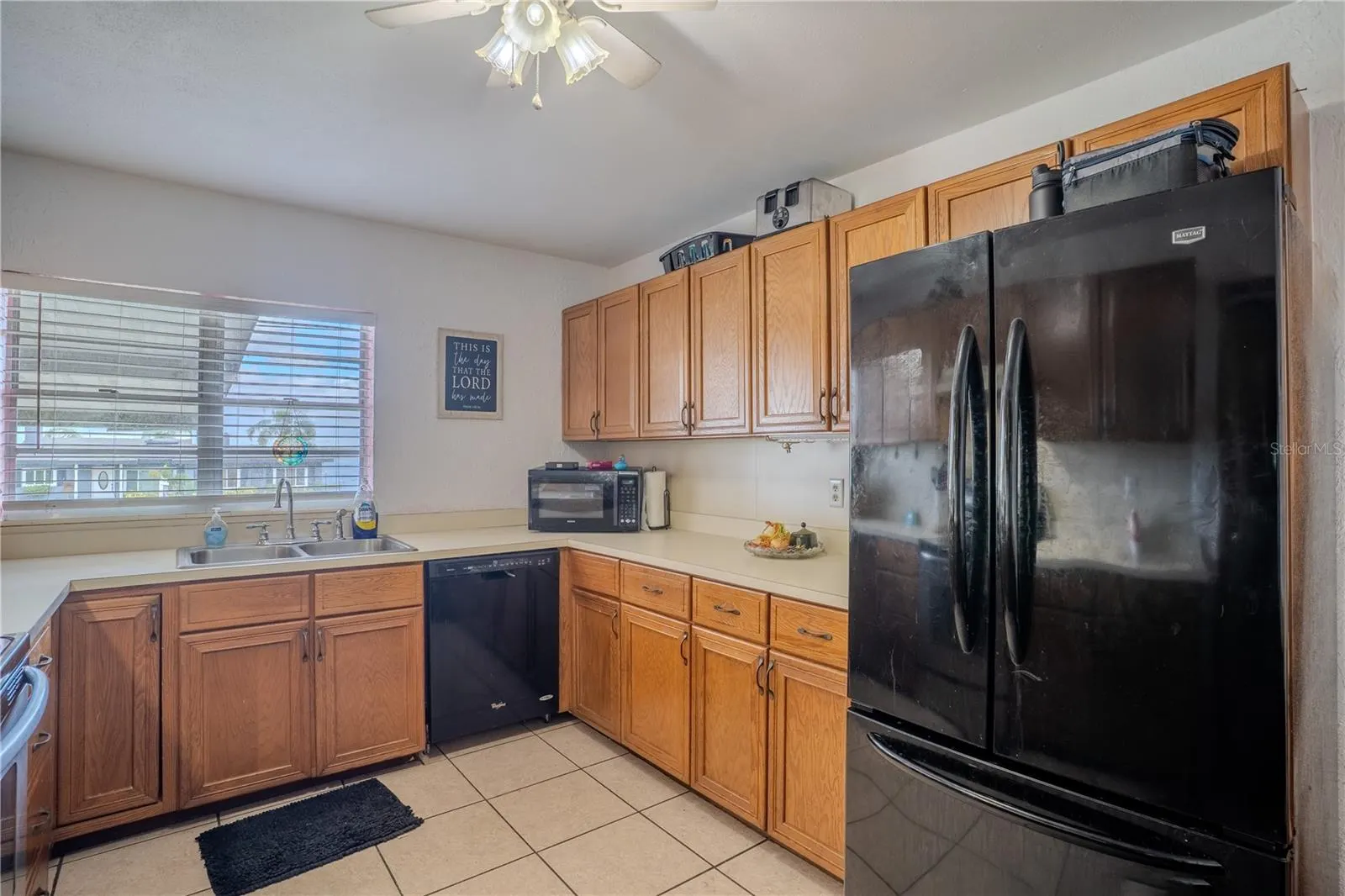 1023 BILTMORE DR
