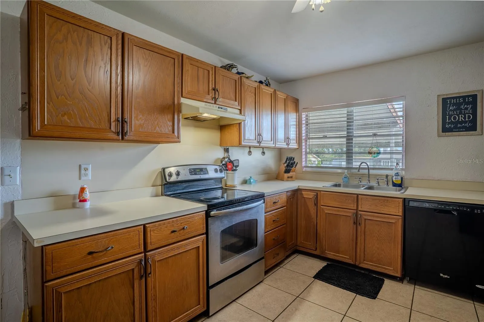 1023 BILTMORE DR