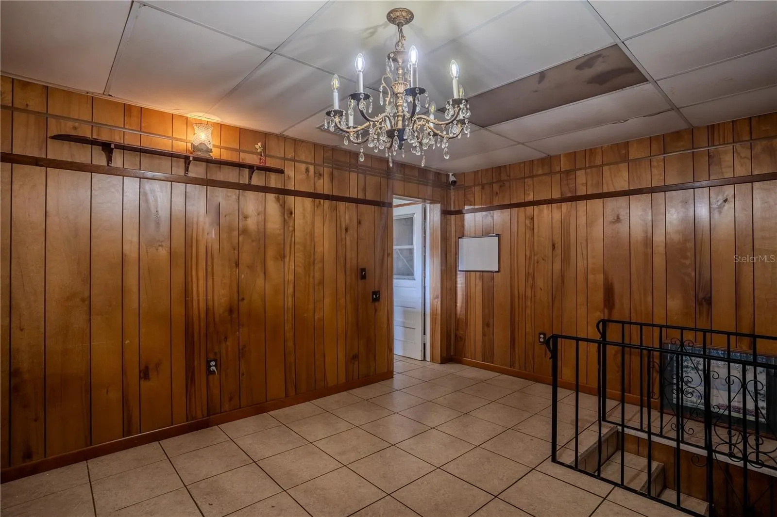1023 BILTMORE DR