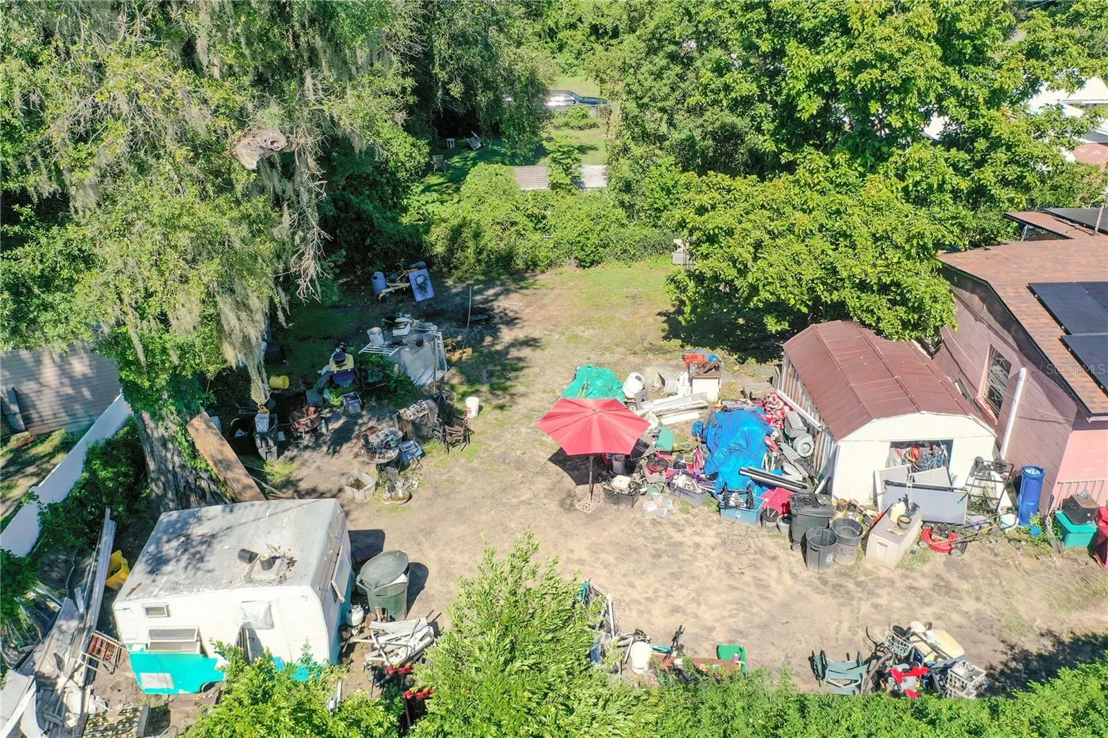 615 FORMOSA AVE