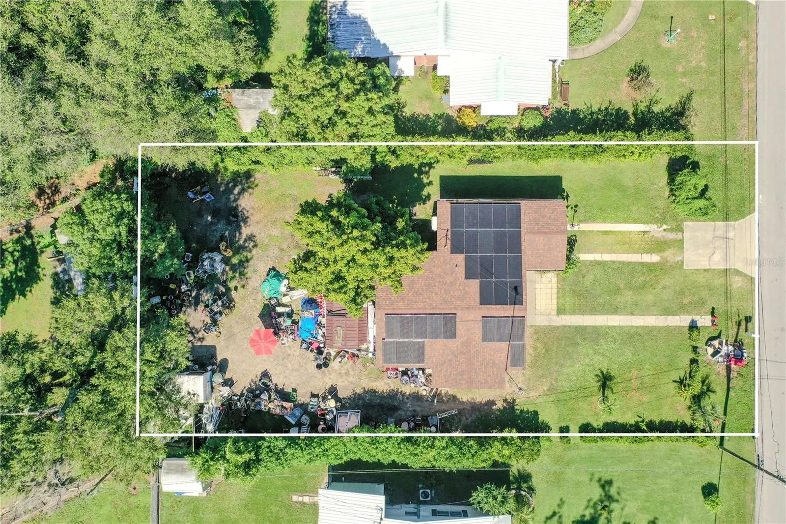 615 FORMOSA AVE