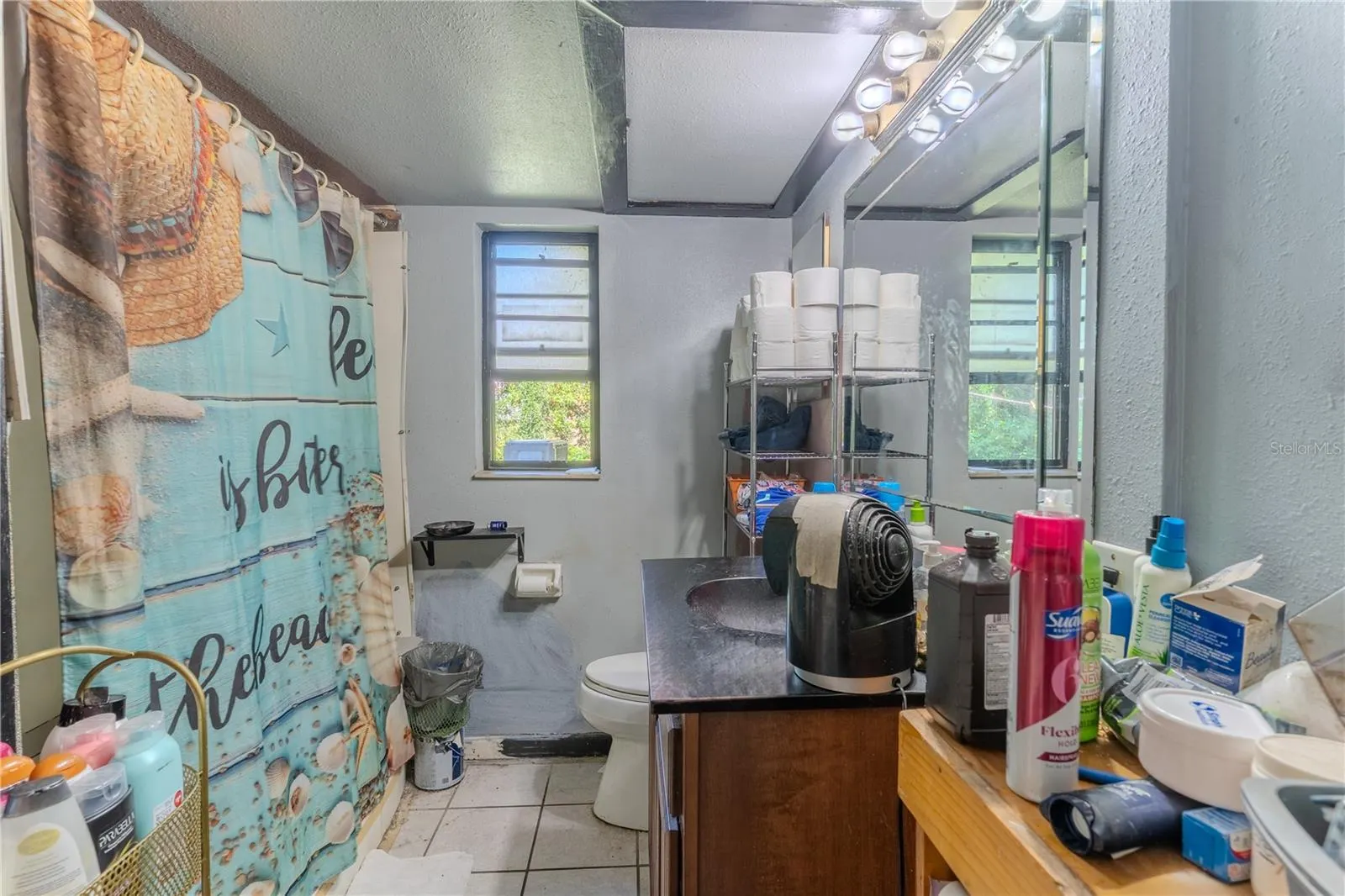 615 FORMOSA AVE
