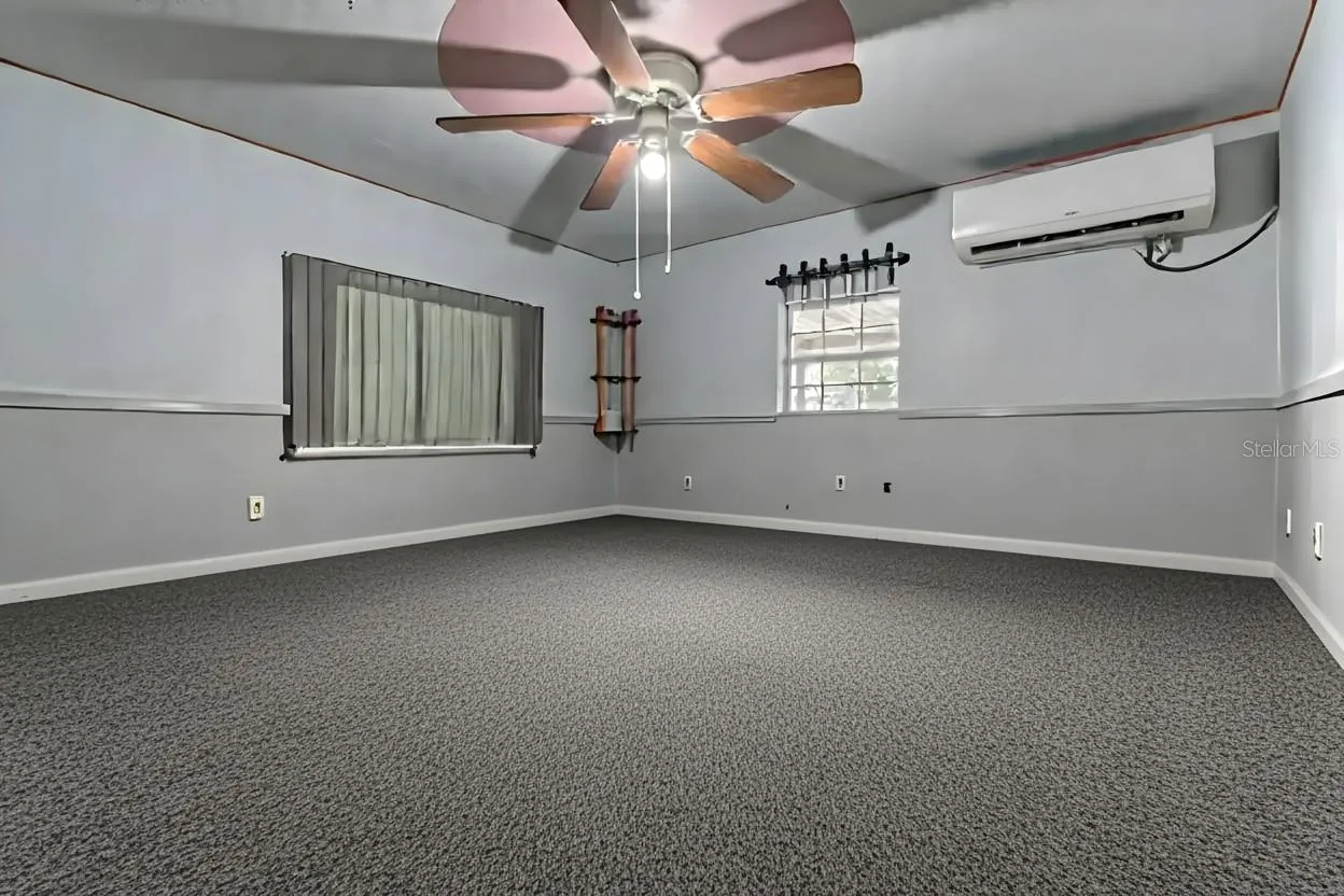 615 FORMOSA AVE