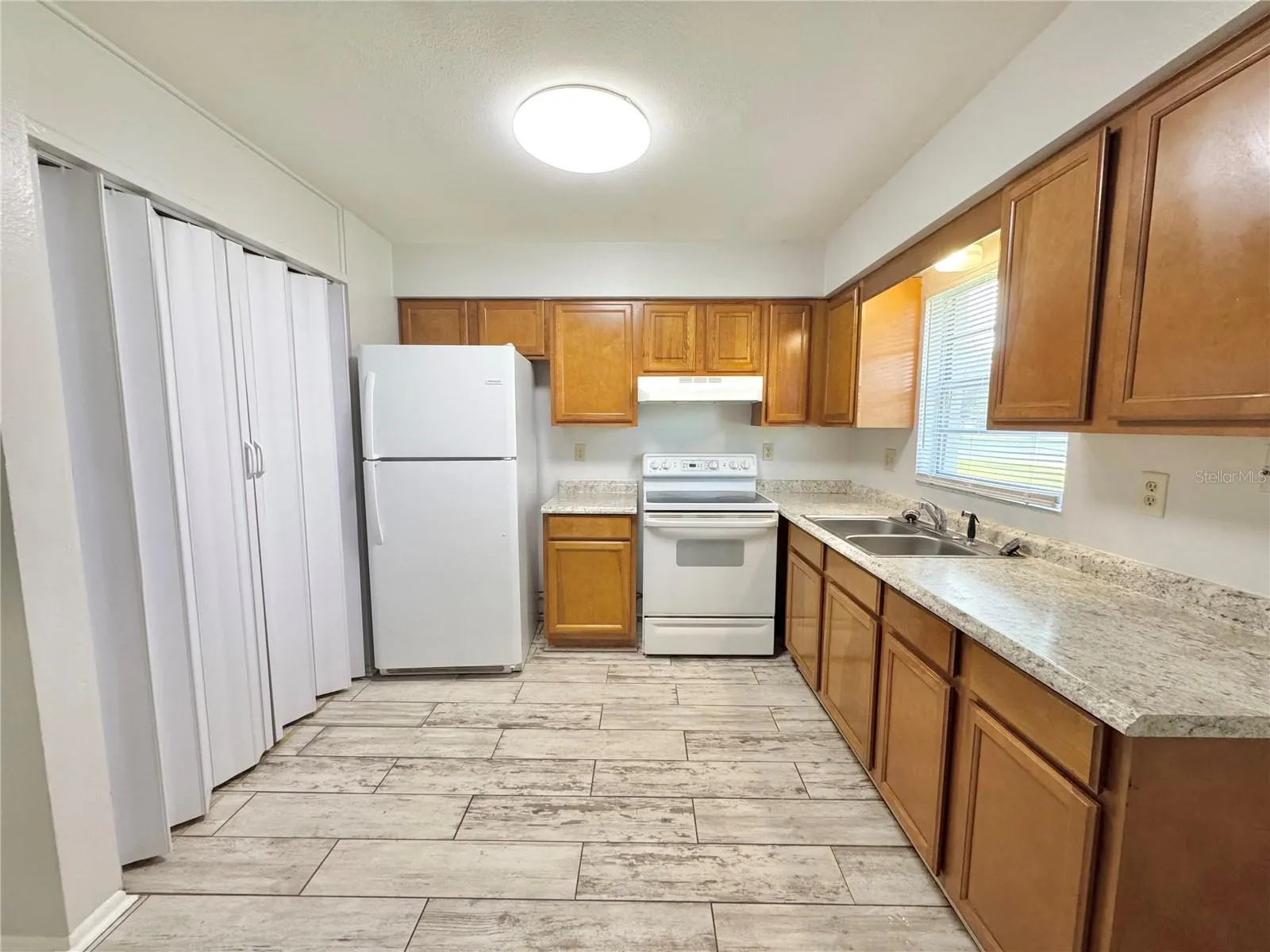 5665 STRUTHERS CT