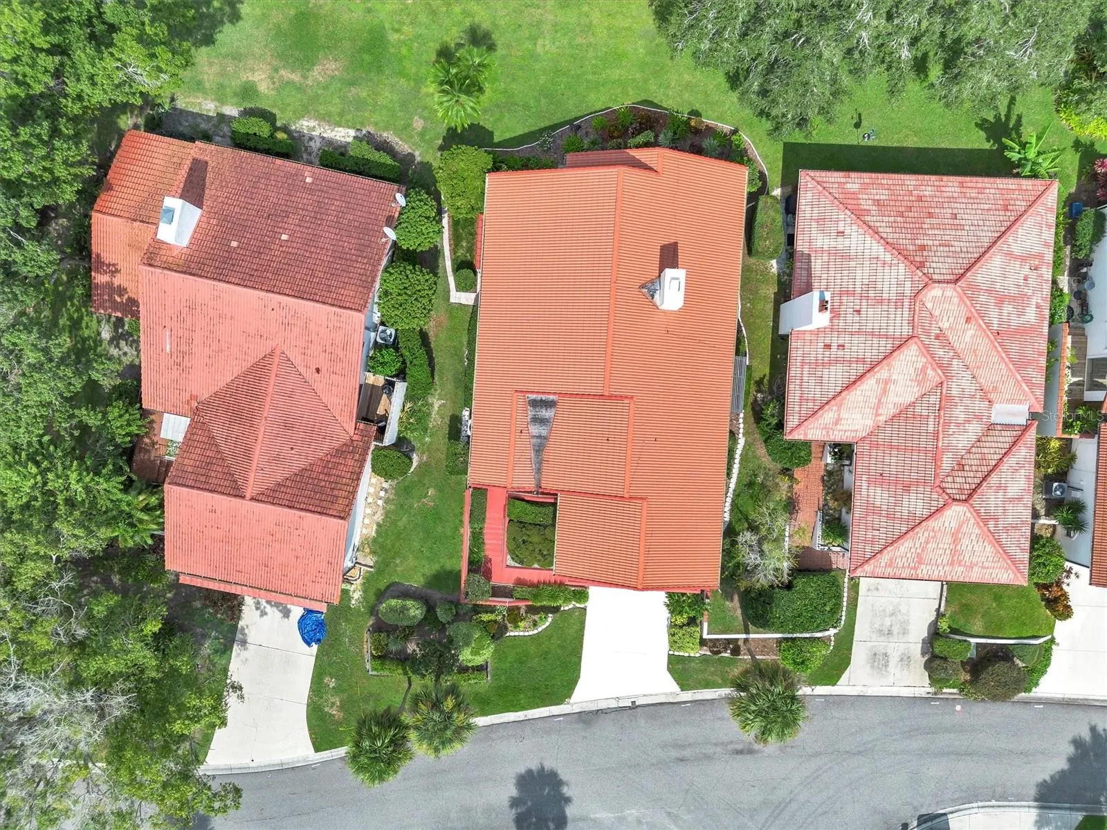 6002 COUNTRY CLUB DR