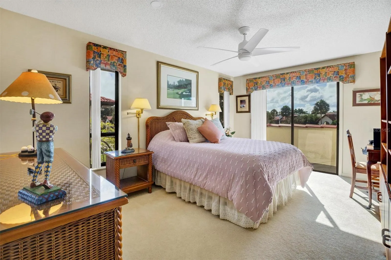6002 COUNTRY CLUB DR