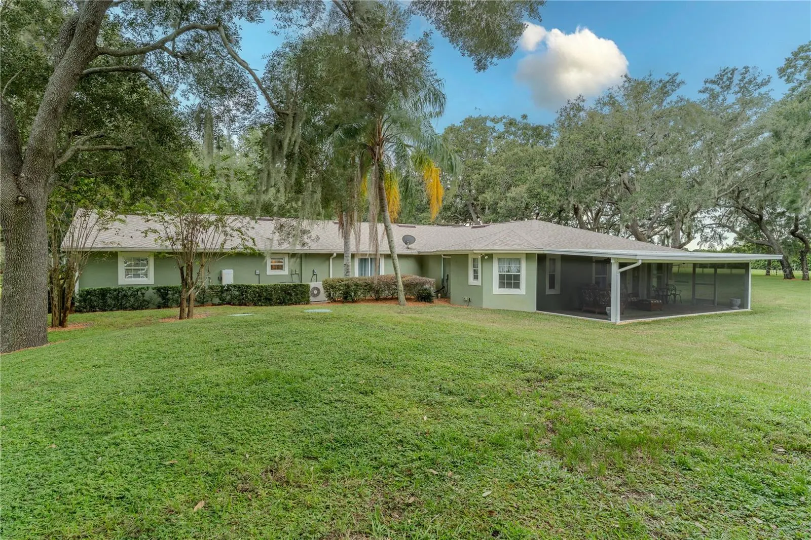 8010 LAKE LOWERY RD