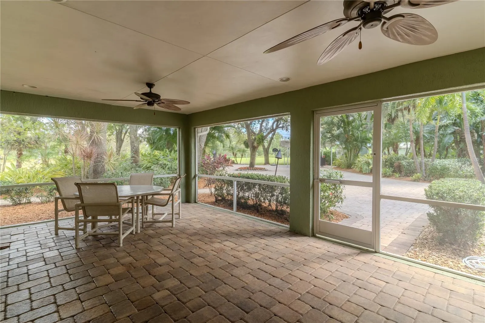 8010 LAKE LOWERY RD