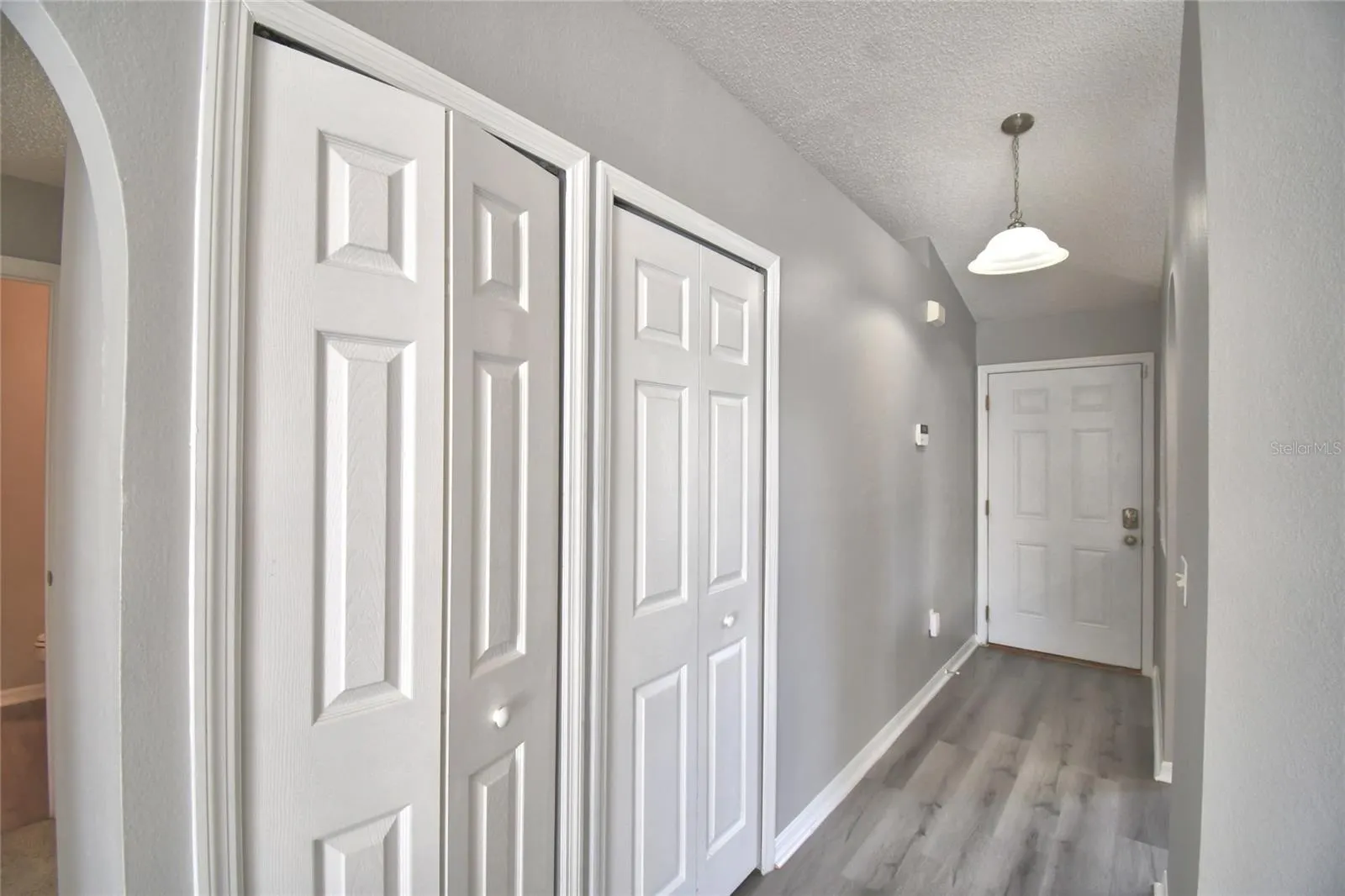 1231 APOPKA LN