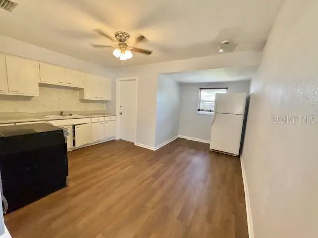 253 WALTER AVE