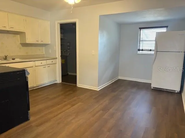 253 WALTER AVE