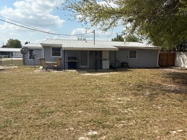 253 WALTER AVE