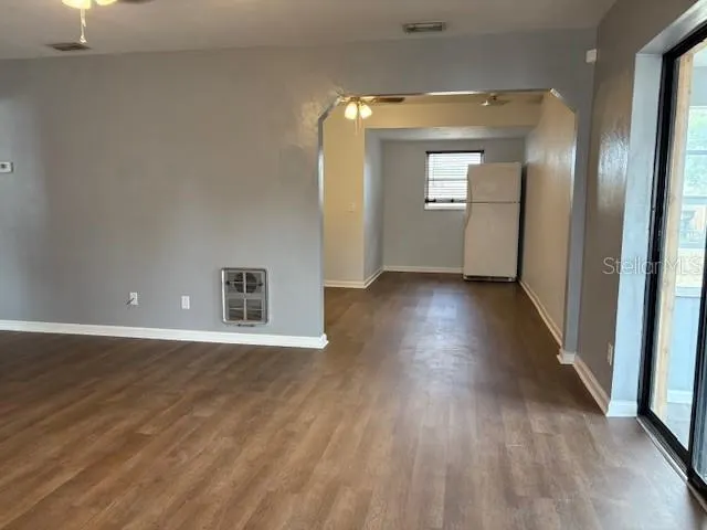 253 WALTER AVE