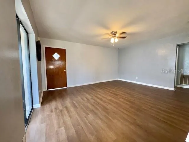 253 WALTER AVE