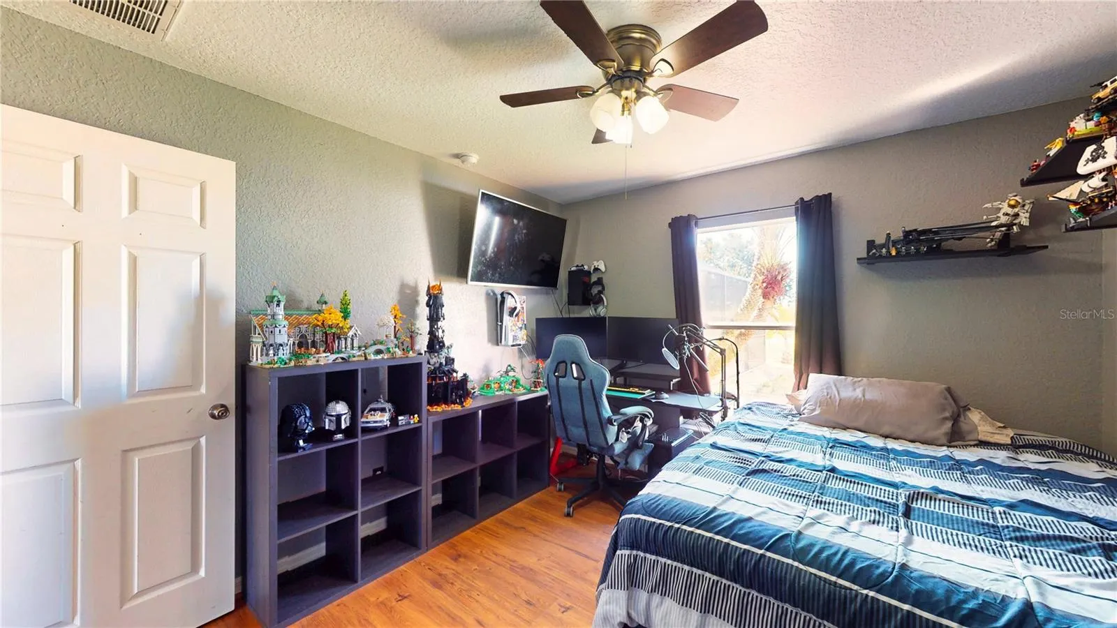 251 WHITE CLIFF BLVD