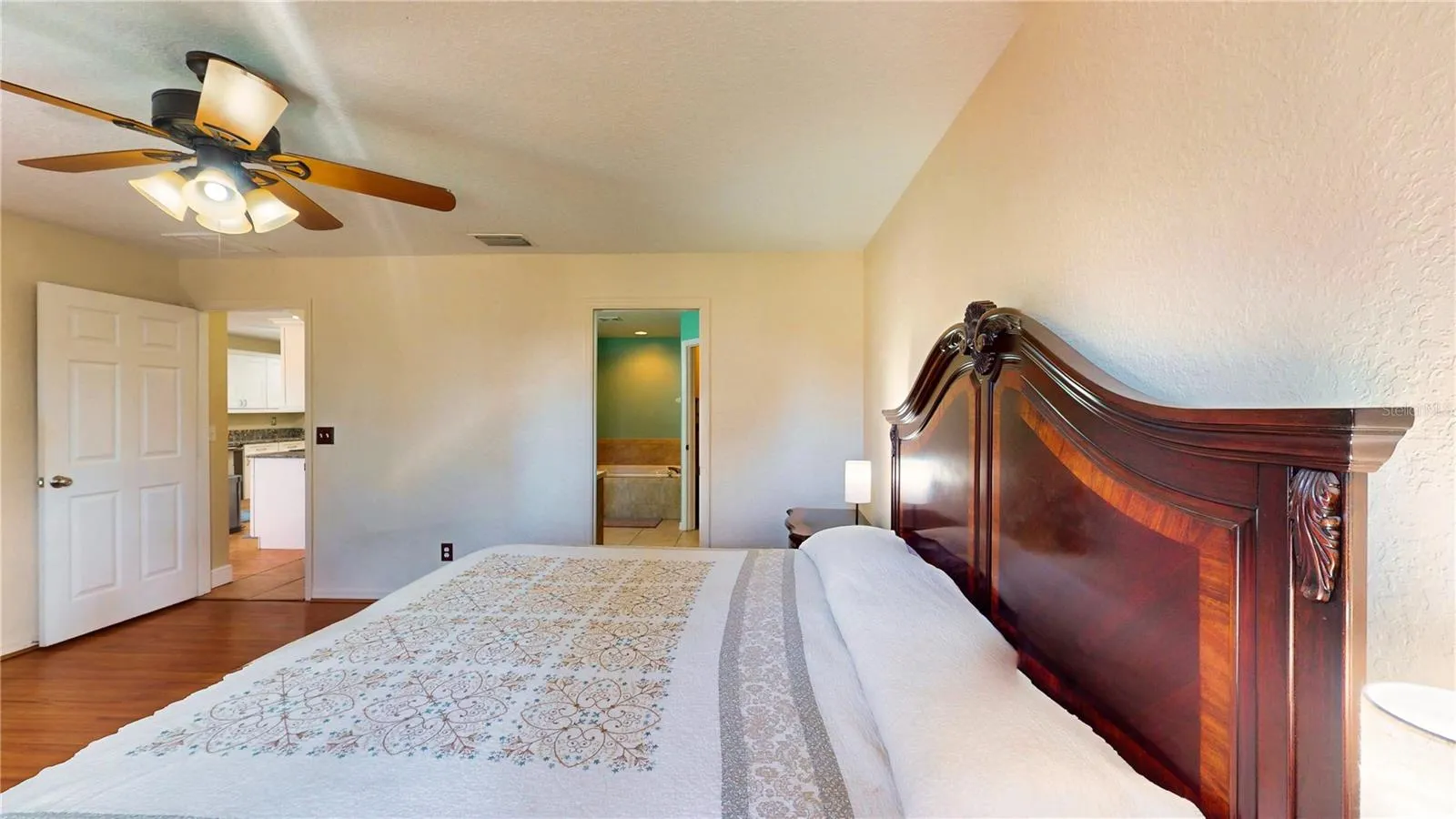 251 WHITE CLIFF BLVD