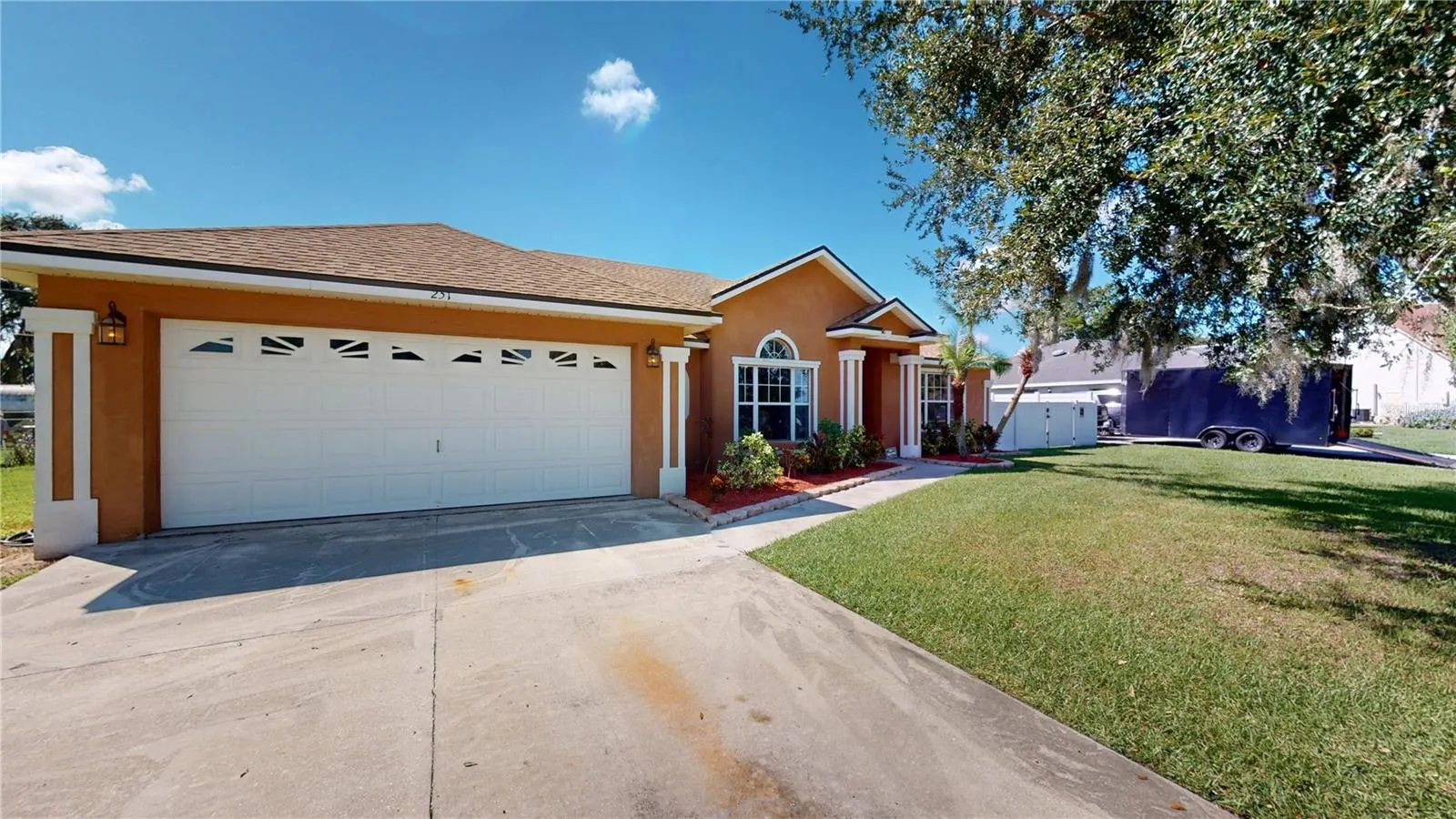 251 WHITE CLIFF BLVD