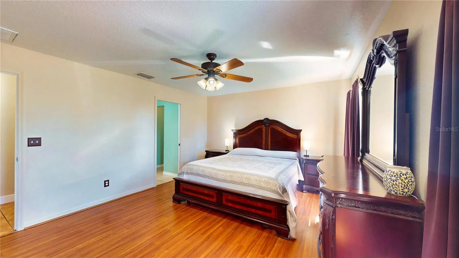 251 WHITE CLIFF BLVD